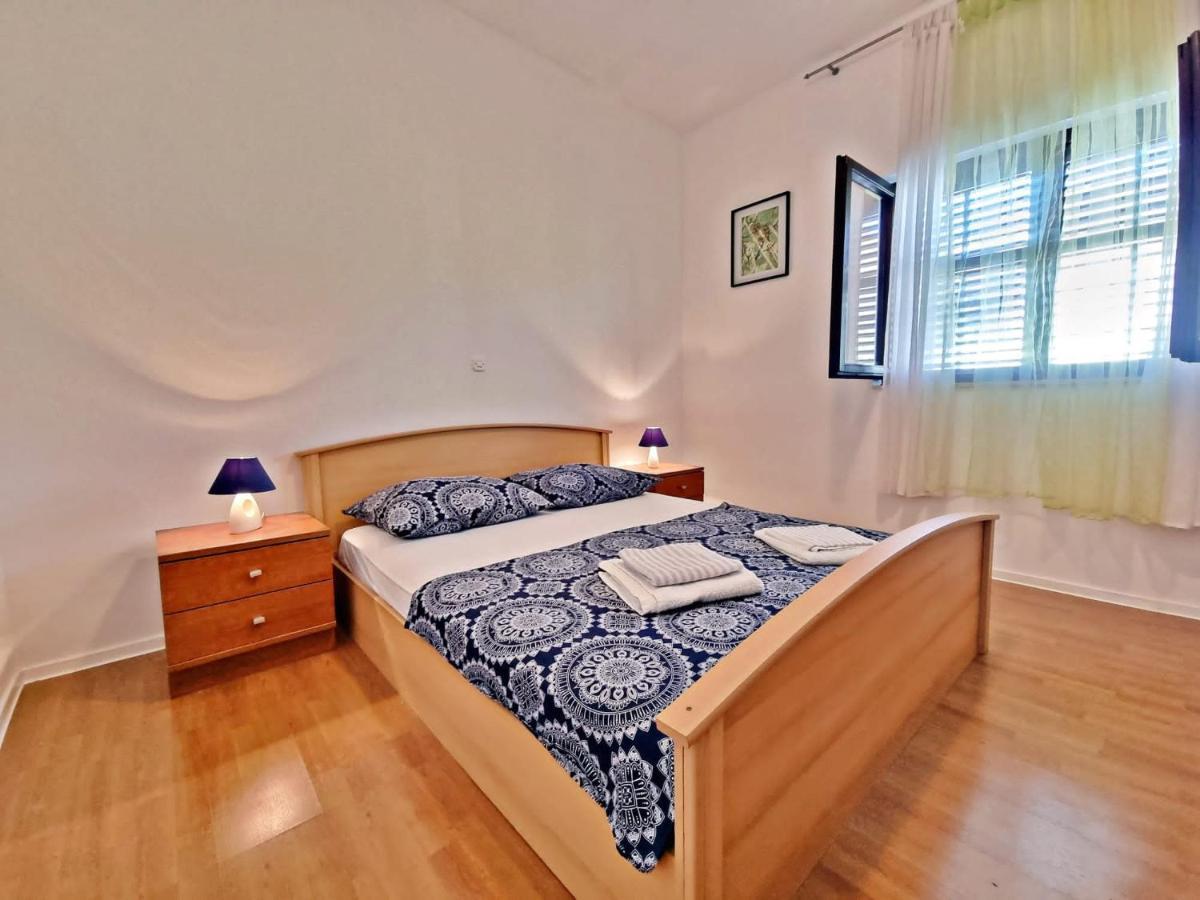 Apartman Irena With Terase End Private Parking Donji Okrug  Exterior foto