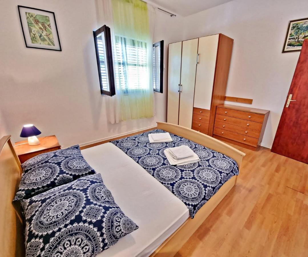 Apartman Irena With Terase End Private Parking Donji Okrug  Exterior foto